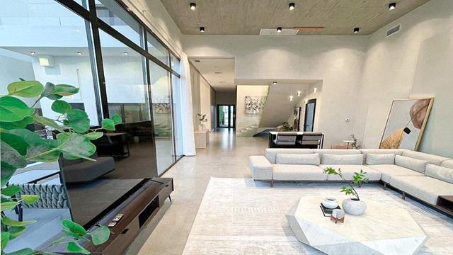 Thl Think Lab - Elegant HD Light Backgrounds | Free Download